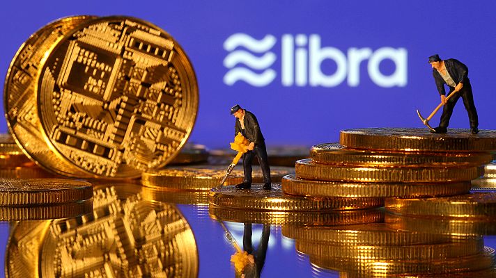 Telediario 1 - Facebook frena el lanzamiento de su propia criptomoneda ante el recelo de los reguladores