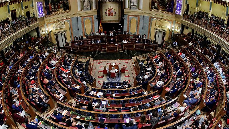 Debate investidura: Sánchez promete más inversión en educación, un nuevo estatuto de los trabajadores y más zonas como Madrid Central