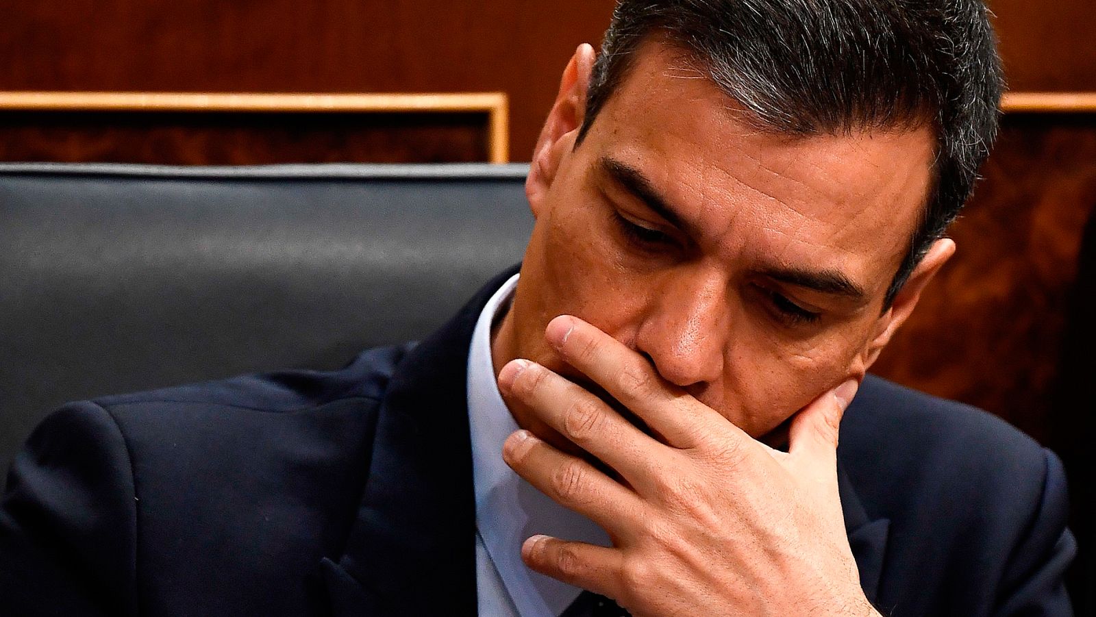 Sánchez no es investido en primera votación y deberá someterse a una segunda el jueves