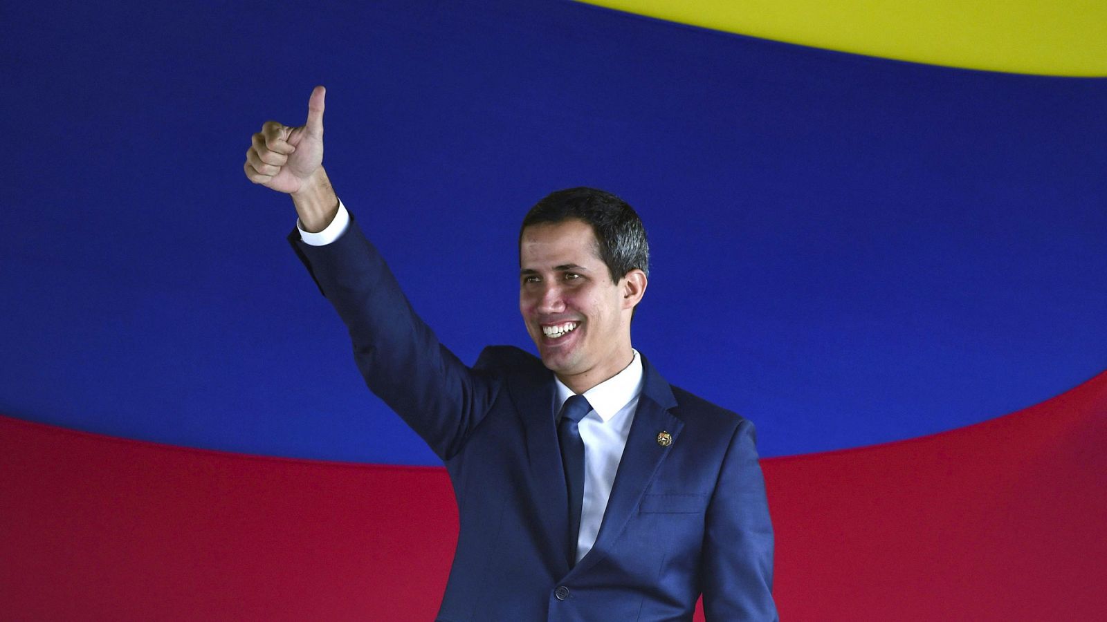 Guaidó saca la Asamblea Nacional a la calle para hacer balance de los últimos seis meses 