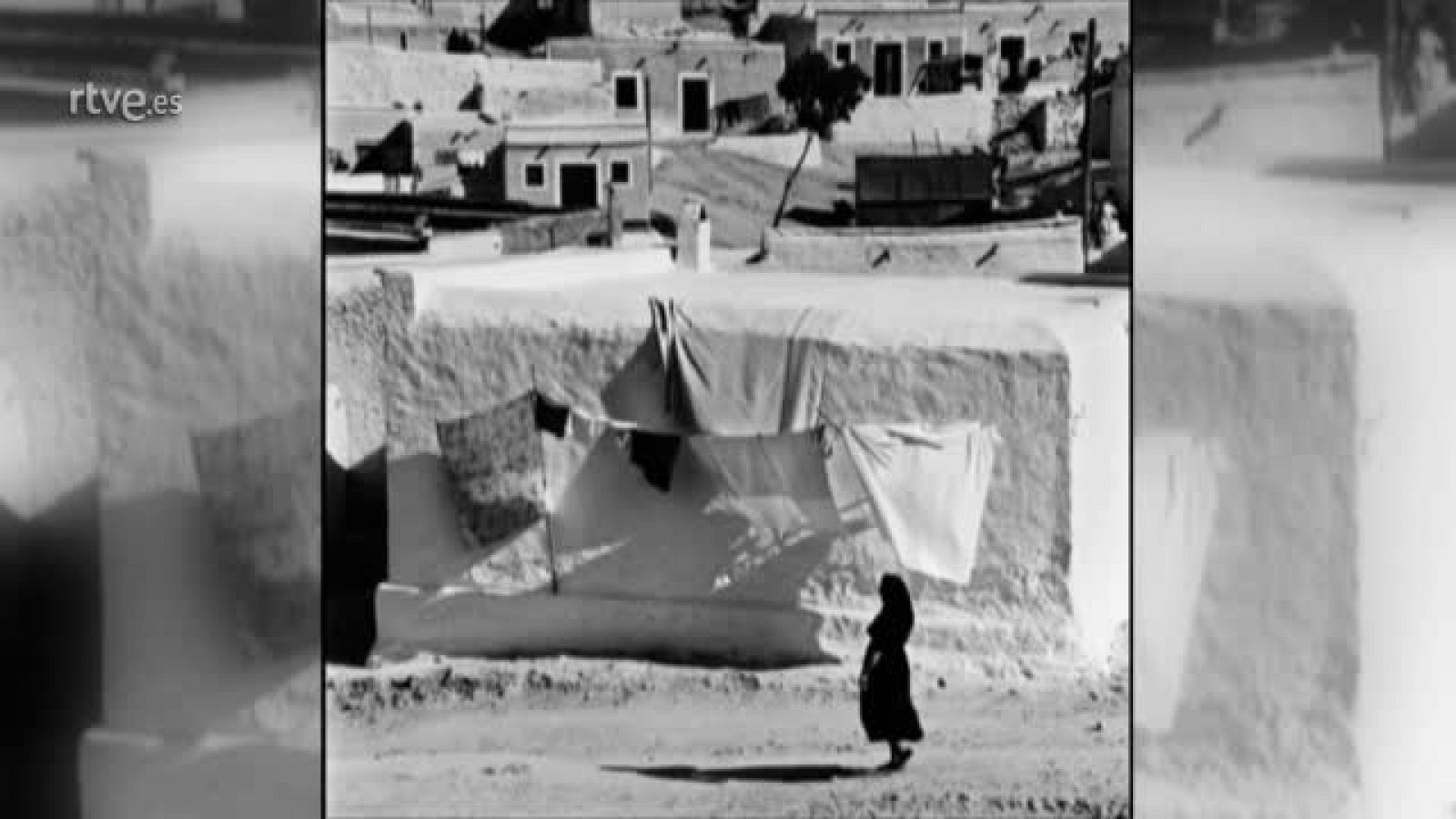 Carlos Pérez Siquier,  fotográfo de La  Chanca : mi intención fue reflejar la dignidad de sus habitantes