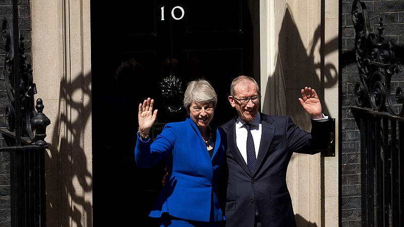 Theresa May deja de ser primer ministra del Reino Unido y da el relevo a Boris Johnson