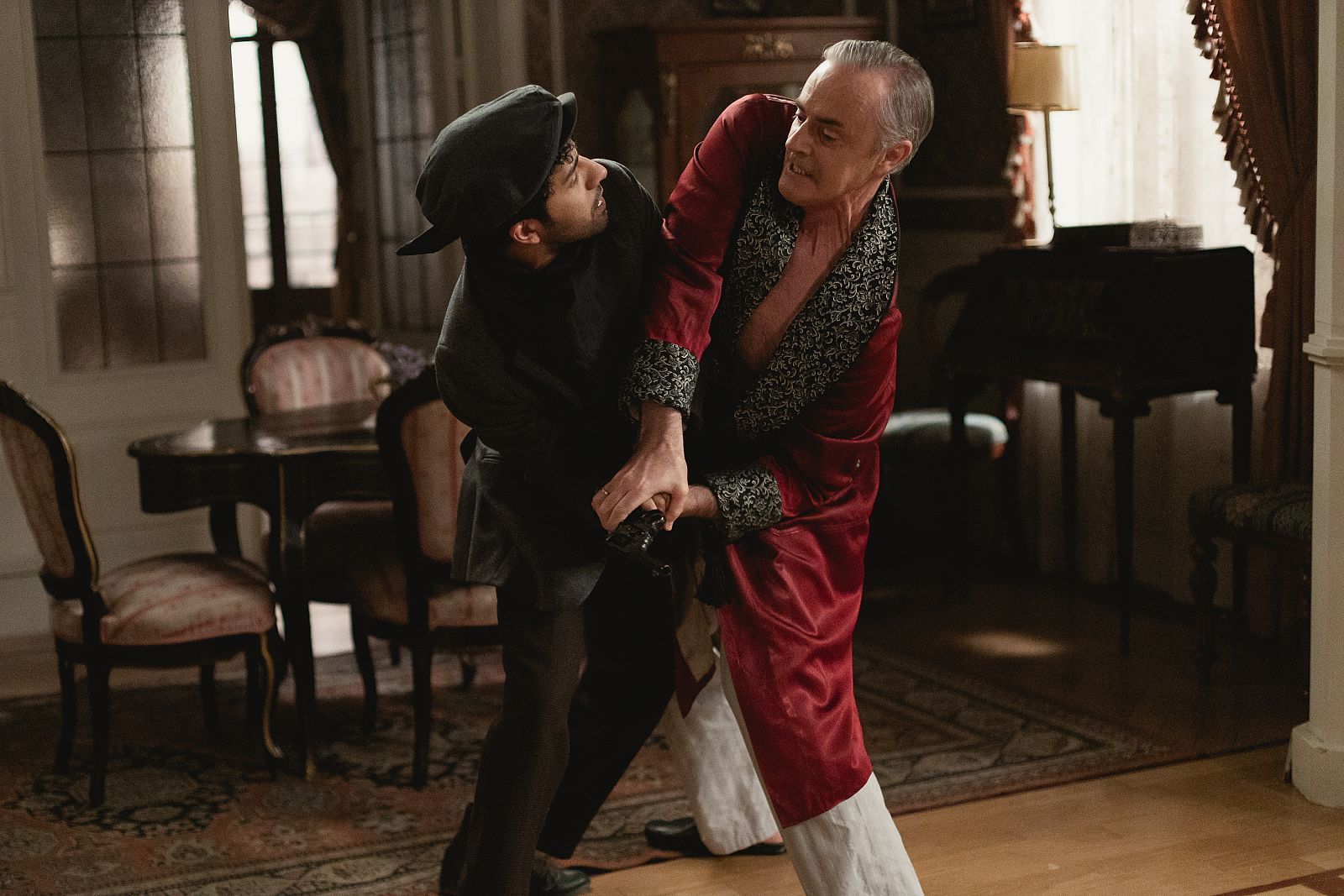 Acacias 38 - Un sicario dispara a Alfredo - rtve.es | Ver