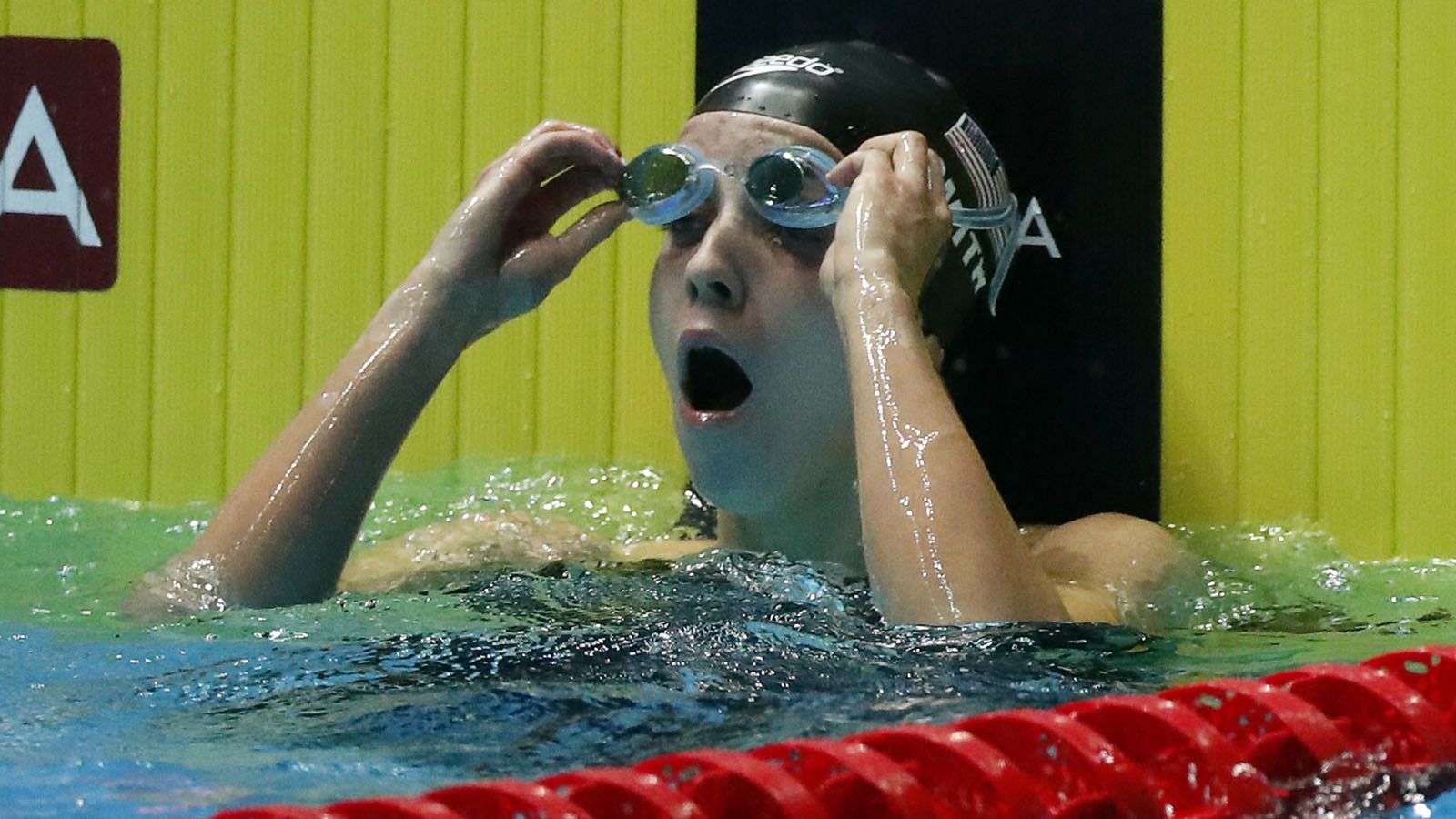 La joven Regan Smith pulveriza el récord del mundo de los 200 espalda