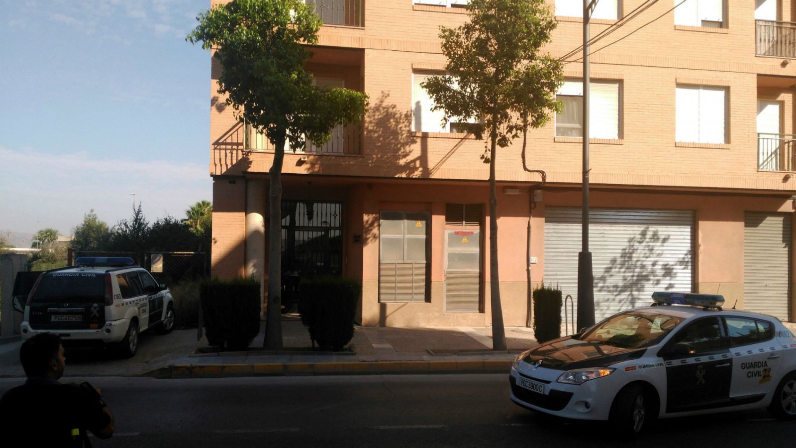 Un hombre condenado por violencia de género asesina a su hijo de 11 años y luego se suicida en Beniel, Murcia