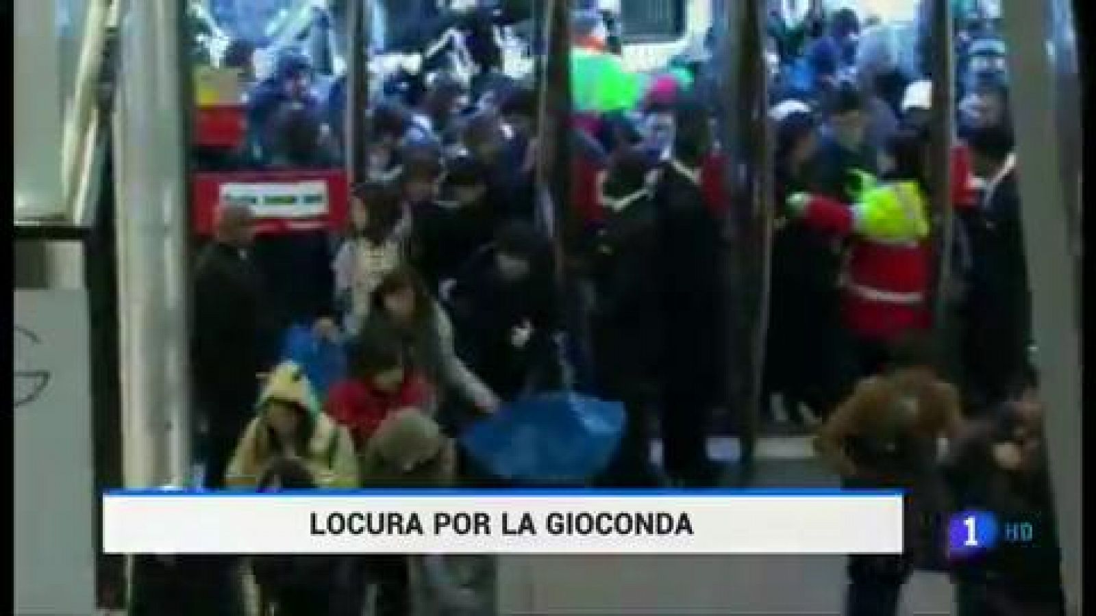Dos horas de cola para hacerse un selfie con la Gioconda