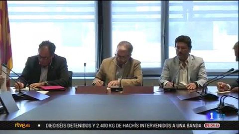 La huelga de personal de Iberia en El Prat obliga a cancelar más de un centenar de vuelos 