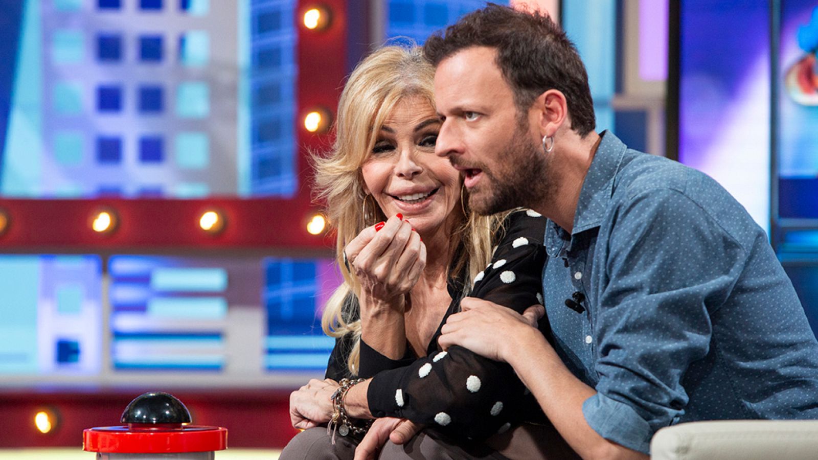 Juego de niños - Bibiana Fernández y Edu Soto - ver ahora