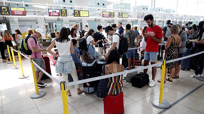 Telediario 1 - 73 vuelos cancelados en El Prat durante la segunda jornada de huelga del personal de Iberia