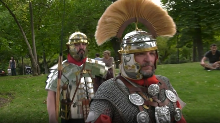 Zoom Tendencias - Somos romanos