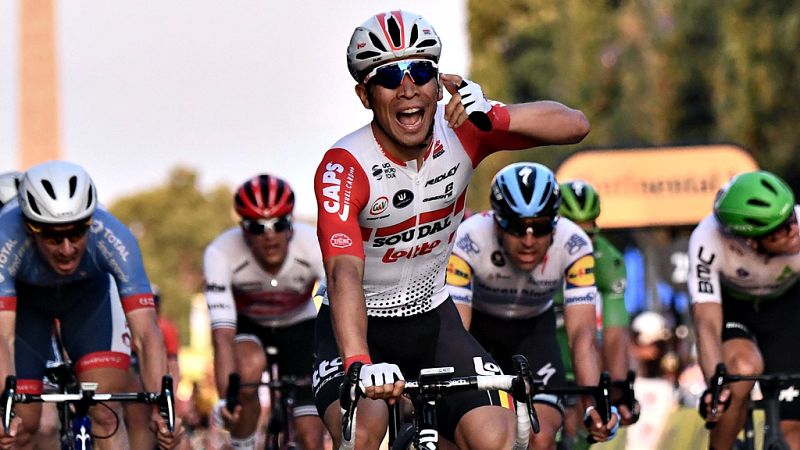 El australiano Caleb Ewan sum� a sus 24 a�os la prestigiosa victoria en los Campos El�seos, la tercera que logra en su debut en un Tour de Francia que consagr� a Egan Bernal como el primer colombiano de amarillo en el podium de Par�s.