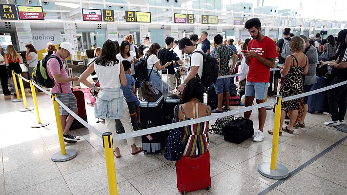 Los vuelos operan con normalidad en El Prat tras la huelga pero las consecuencias se siguen notando
