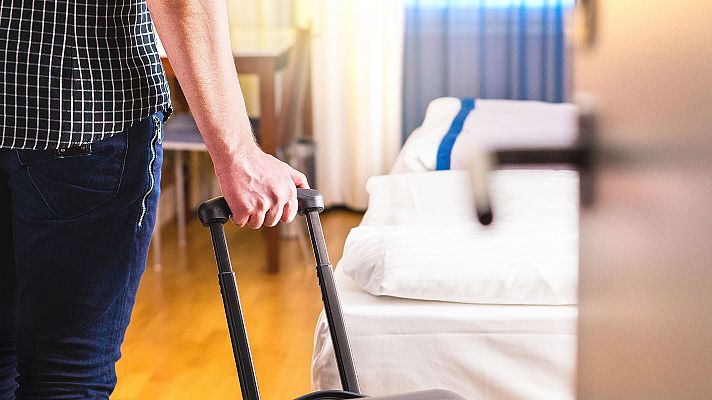 Telediario 1 - Cómo evitar estafas en el alquiler turístico