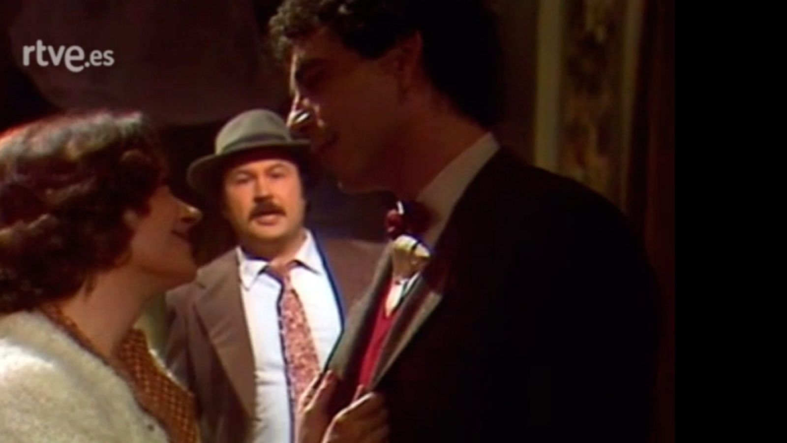 Vídua, però no gaire: Dues indefenses dones | RTVE Play