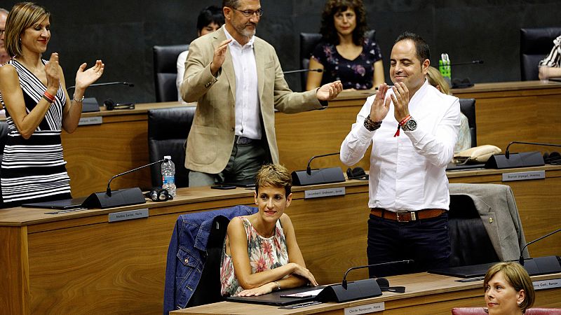 La socialista Chivite, presidenta de Navarra gracias a la abstención de EH Bildu