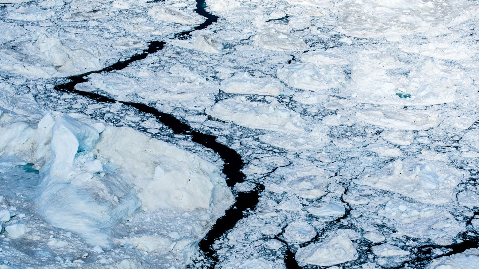 Telediario 1: Los glaciares de Groenlandia se derriten a un ritmo inusualmente rápido | RTVE Play