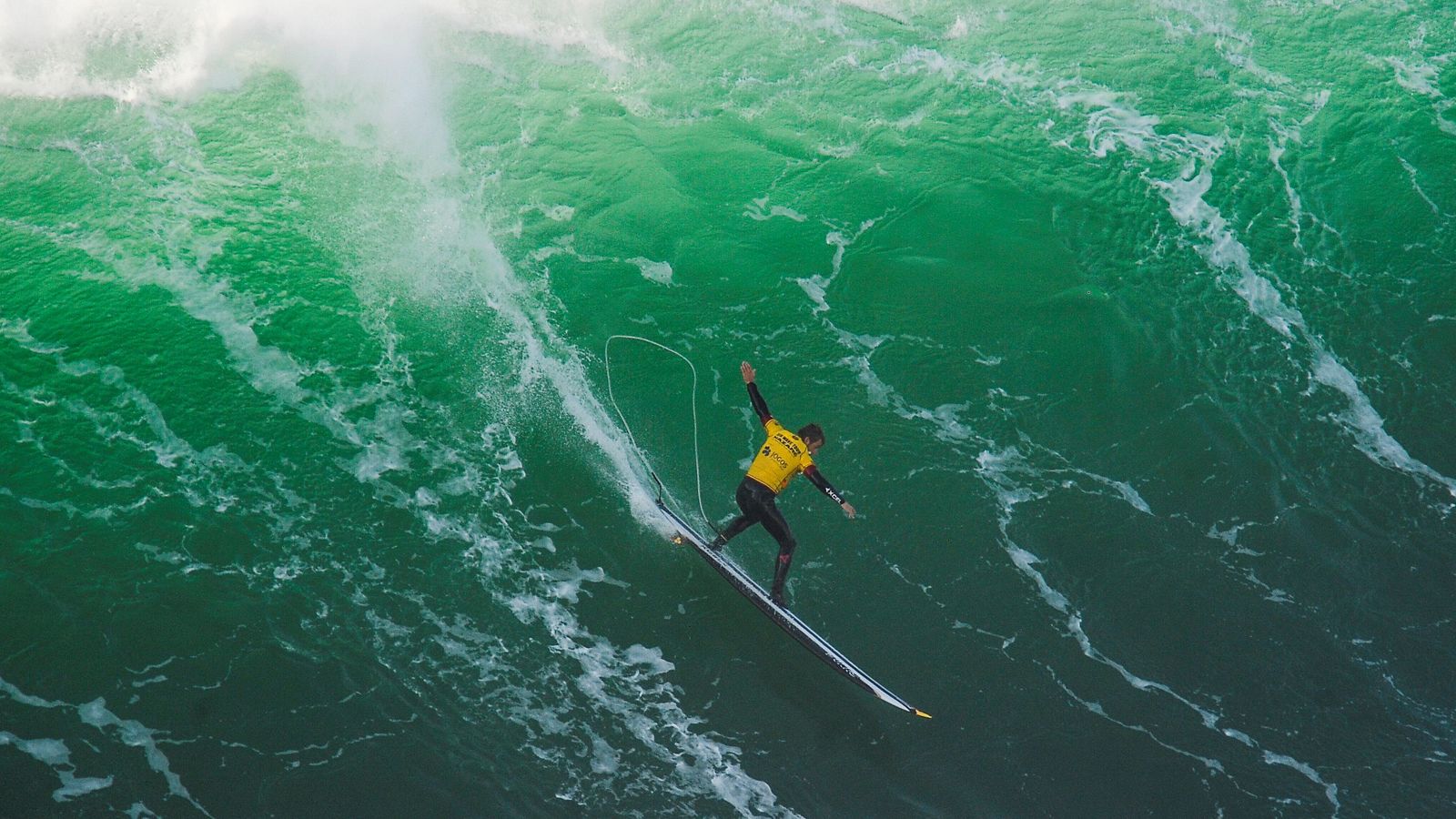 Surf | Natxo González, sobre olas gigantes - RTVE.es | Ver