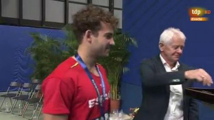 Joanllu Pons y Mireia Belmonte recogen medallas en la Copa del Mundo de Tokio