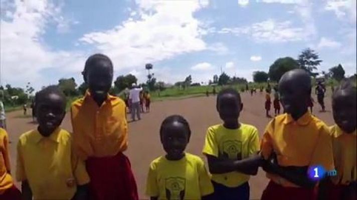 Telediario 1 - Un proyecto solidario para promover el tenis en los países en desarrollo