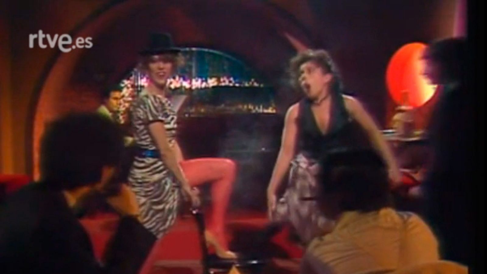 Arxiu TVE Catalunya - Vídua però no gaire - La nit que l'Anna es va emborratxar