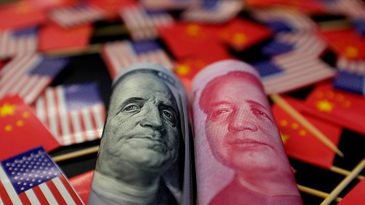La economía mundial evalúa el impacto de la devaluación del yuan chino en la guerra comercial con EE.UU.