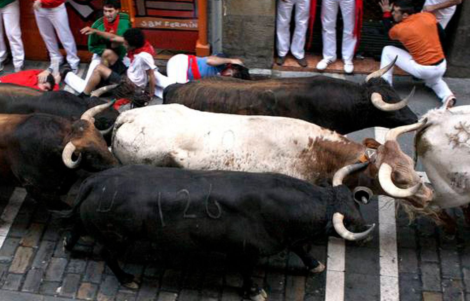 España Directo - Los primeros toros de San Fermín | Ver