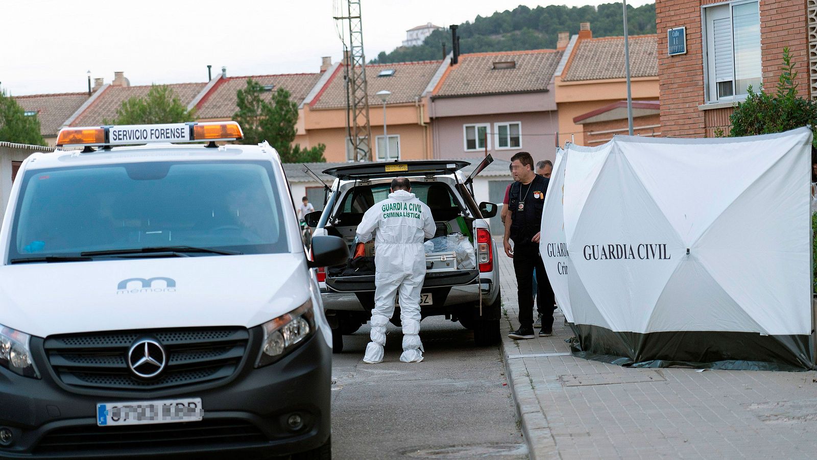 Un hombre mata a su hijo de 16 años, hiere de gravedad a su pareja y madre del menor y suicida