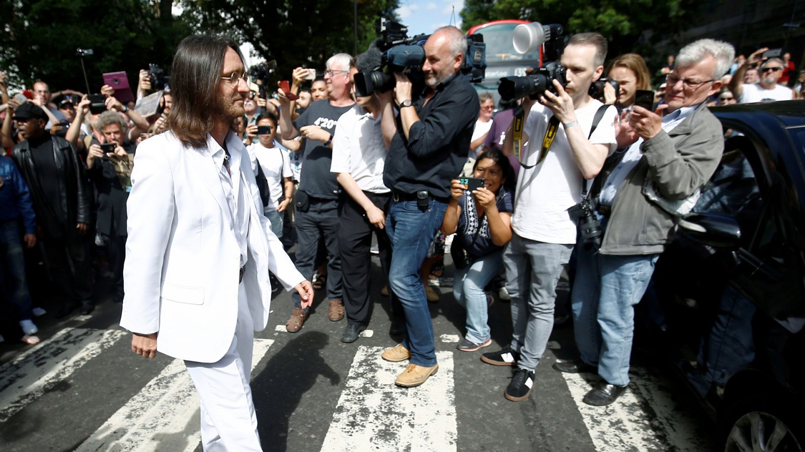 Corazón - 50 años de la mítica portada de los Beatles en Abbey Road