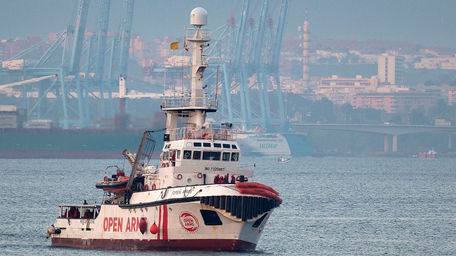 A bordo del Open Arms: El Open Arms rescata a 39 personas más en el Mediterráneo - RTVE.es