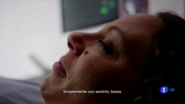 Telediario 1 - Así siente los "latidos de LaLiga" una pareja de padres con sordera