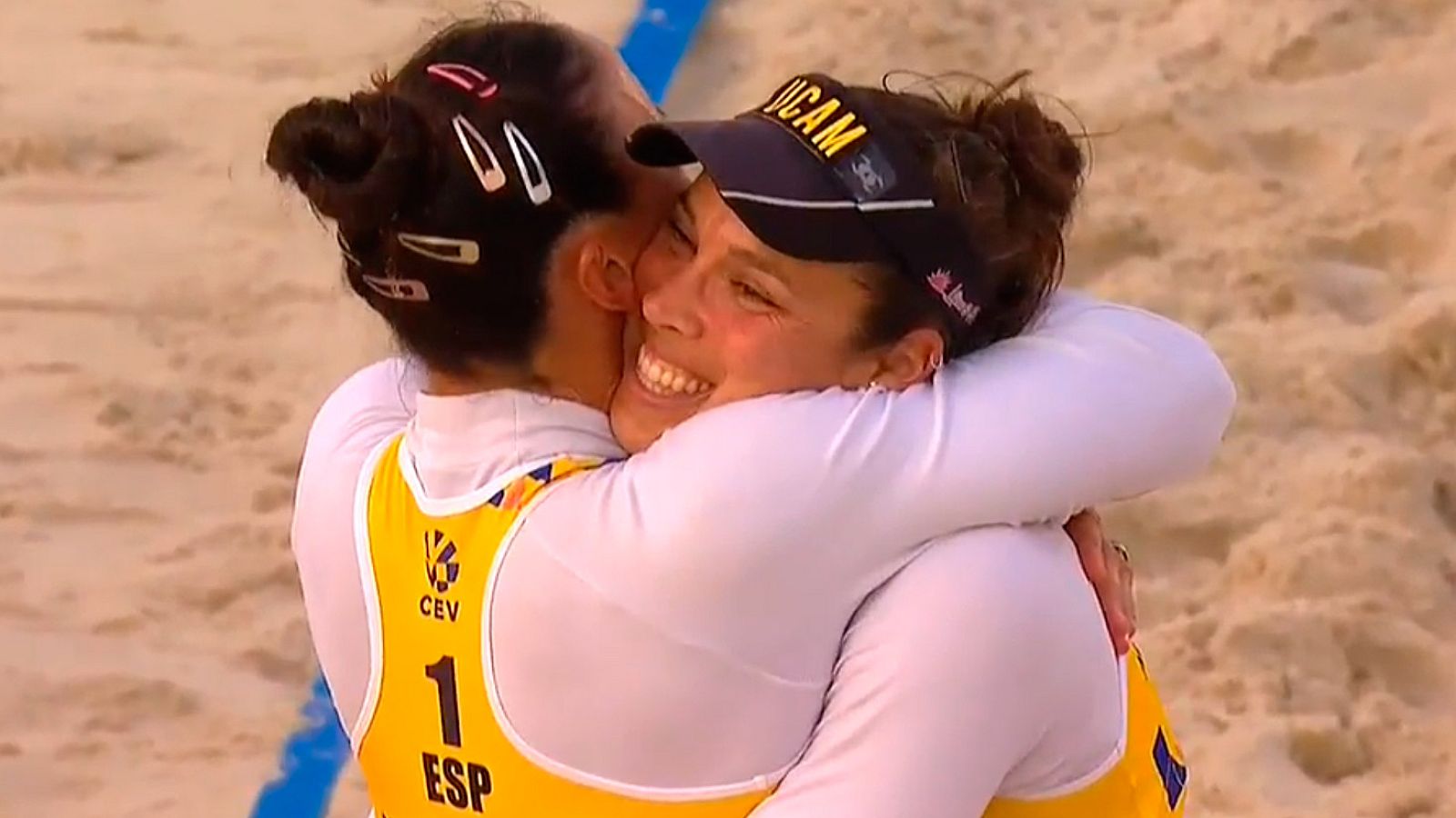 Lili Fernández y Elsa Baquerizo, bronce europeo de voley playa