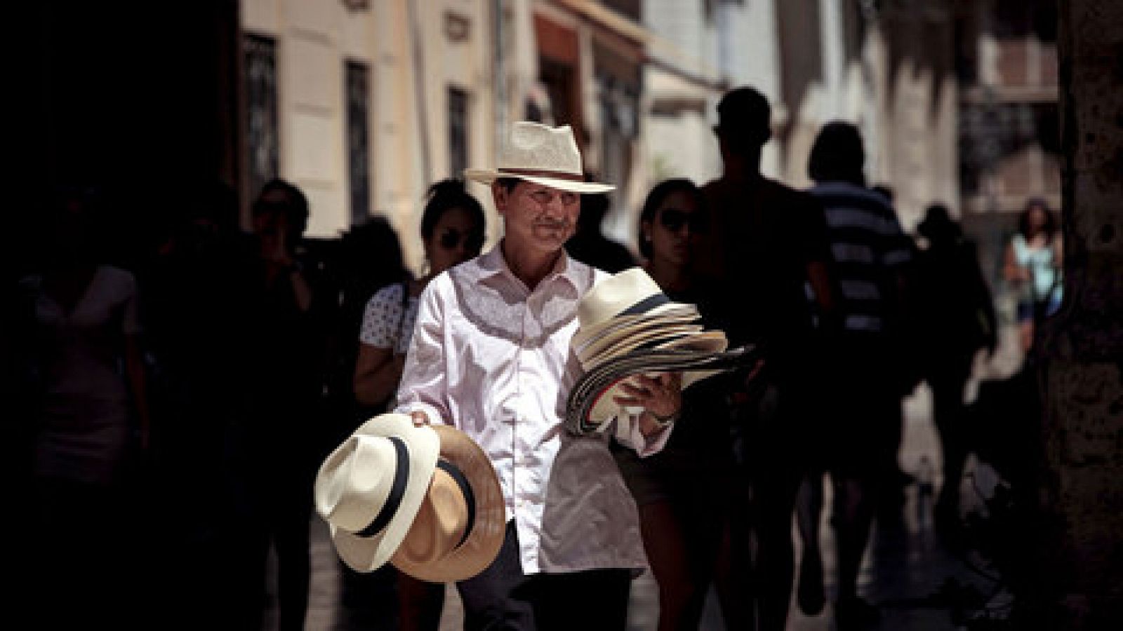 El tiempo: El calor empieza a disminuir y deja solo tres provincias en alerta | RTVE Play