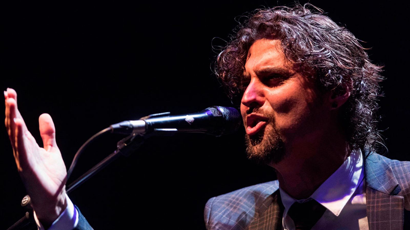 'El Mati' toca la gloria flamenca ganando la Lámpara Minera 2019