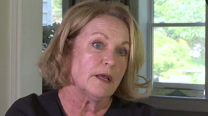 Telediario 1 - Una de las mujeres que acusan a Plácido Domingo de acoso sexual: "Me esperaba entre bambalinas"