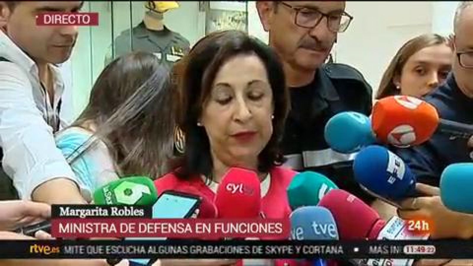 Margarita Robles asegura que Salvini "se desacredita por sí solo" con sus declaraciones sobre el 'Open Arms'