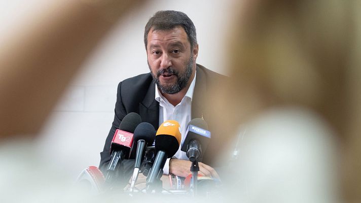Telediario 1 - El ministro del Interior italiano, Matteo Salvini, persiste en no permitir el desembarco