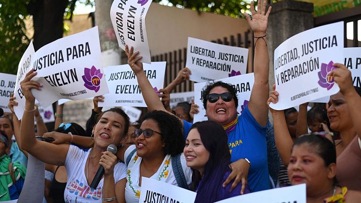 Telediario 1 - Piden absolución para la joven salvadoreña que abortó