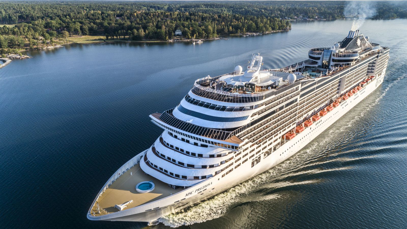 La mañana - Los cruceros contaminan cinco veces más que los vehículos