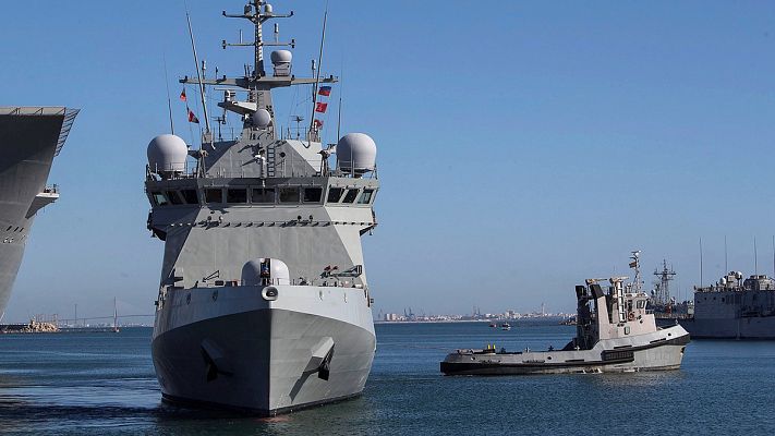 Telediario 1 - Un buque de la Armada parte hacia Lampedusa