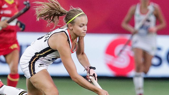 Hockey hierba y sala - Europeo hockey hierba | España 1-1 Alemania (gol de Cecile Pieper)