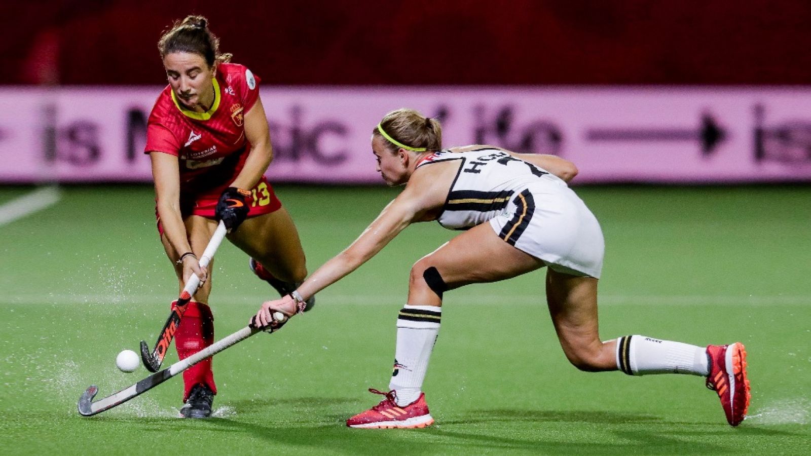 Hockey hierba - Campeonato de Europa Femenino. 2ª Semifinal: España - Alemania