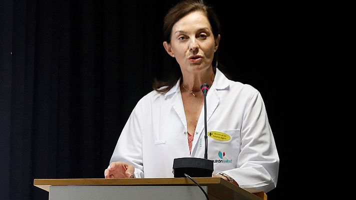 Informativo 24h - El rey Juan Carlos, operado con éxito tras serle implantados tres 'bypass'