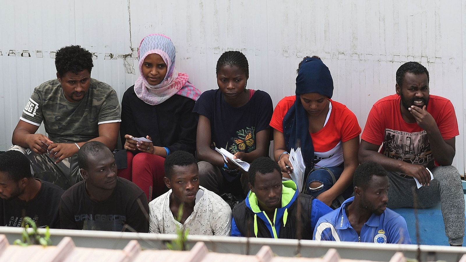 Lampedusa | Los migrantes del Open Arms siguen a la espera del traslado - RTVE.es
