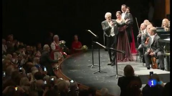Plácido Domingo vuelve a los escenarios, con una gran ovación, tras las acusaciones de acoso sexual