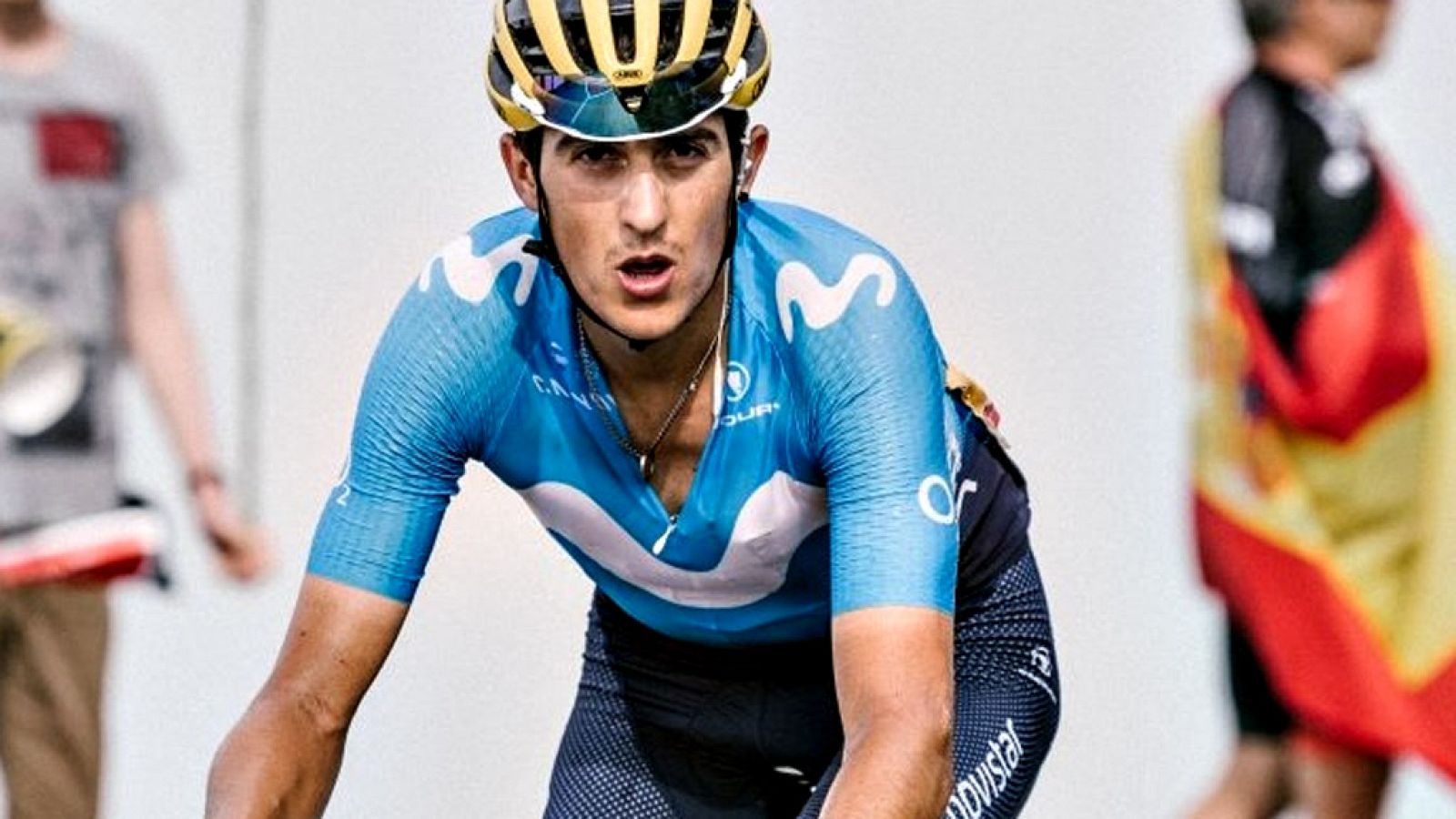 El joven corredor del equipo Movistar cedió más de nueve minutos en la etapa 2 de la Vuelta.