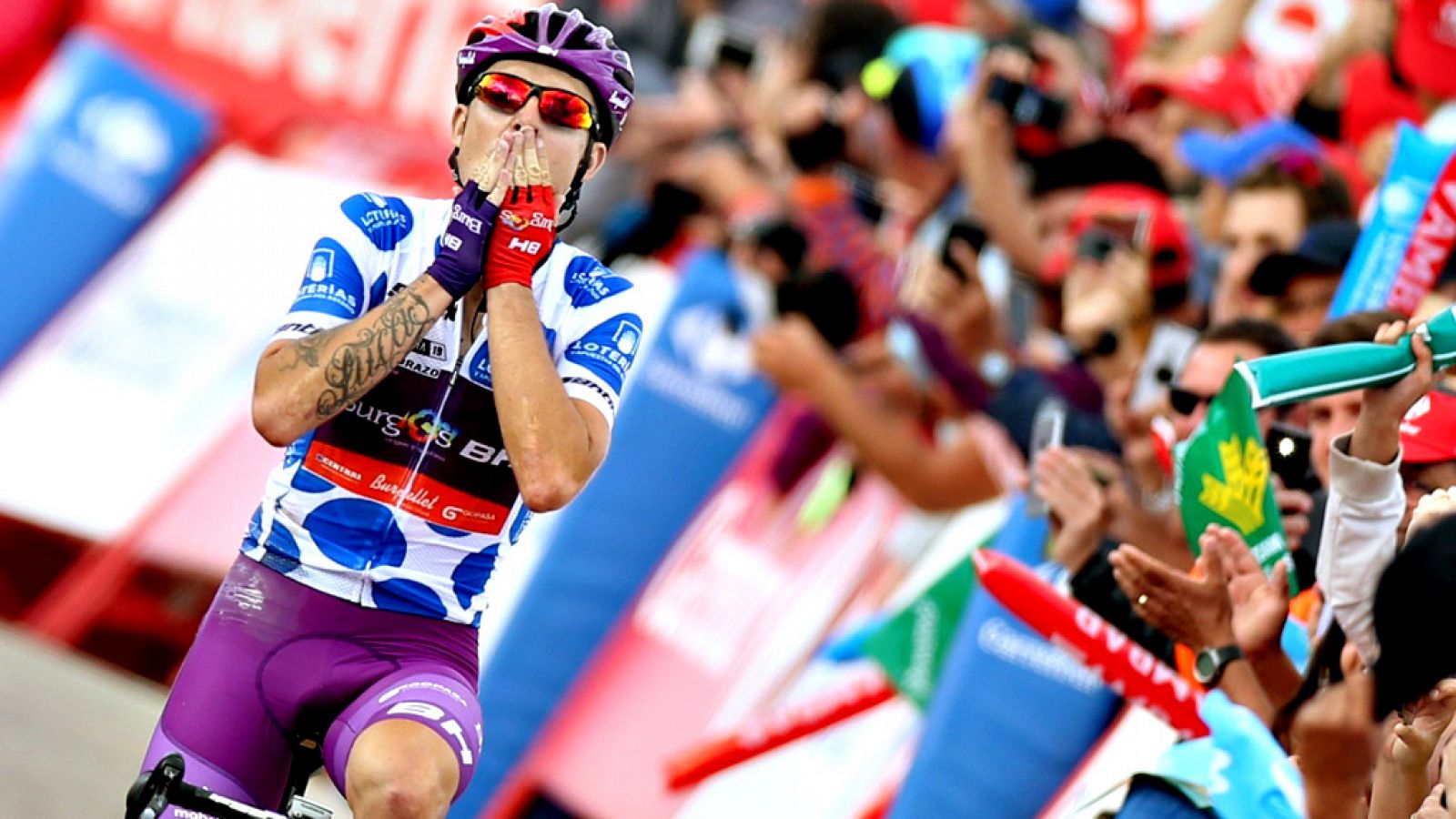Ángel Madrazo se ha impuesto de manera heroica en la cima de Javalambre en un etapa en la que Miguel Ángel López ha recuperado el liderato de la carrera, en detrimento de Nicolas Roche.