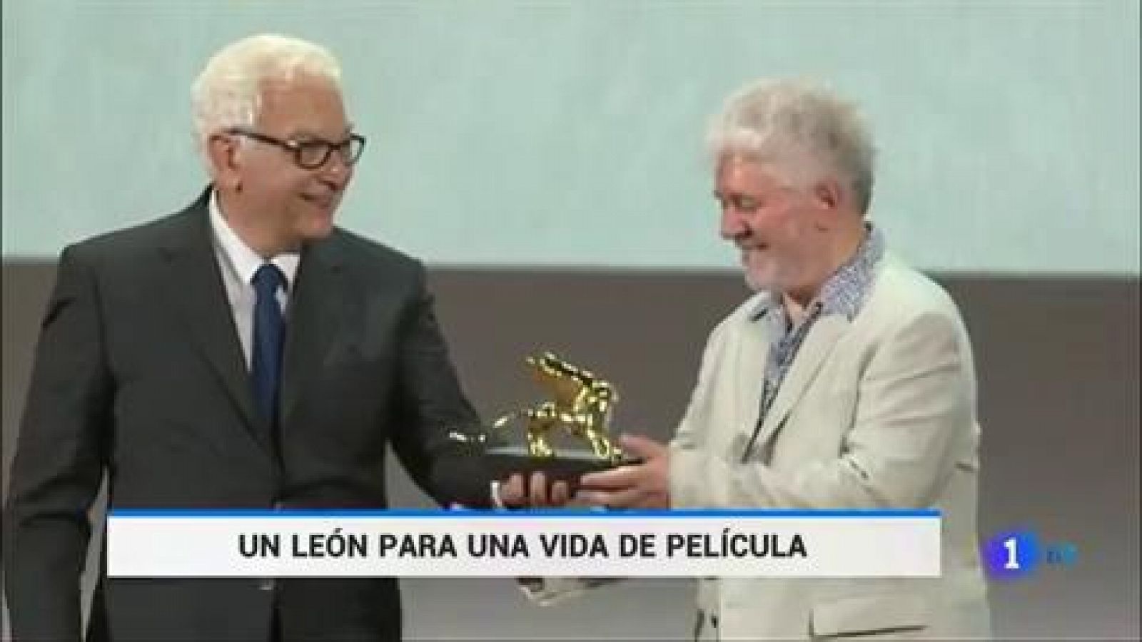 Telediario 1: Pedro Almodóvar recibe el León de Oro de Honor de la Mostra de Venecia | RTVE Play