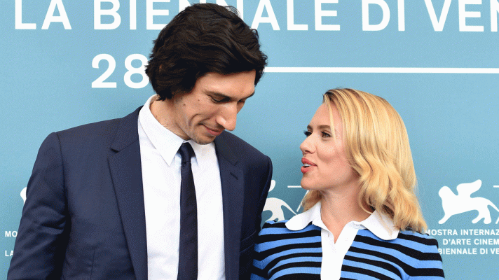 Telediario 1 - Scarlett Johansson y Adam Driver cautivan en Venecia con 'Historia de un matrimonio'