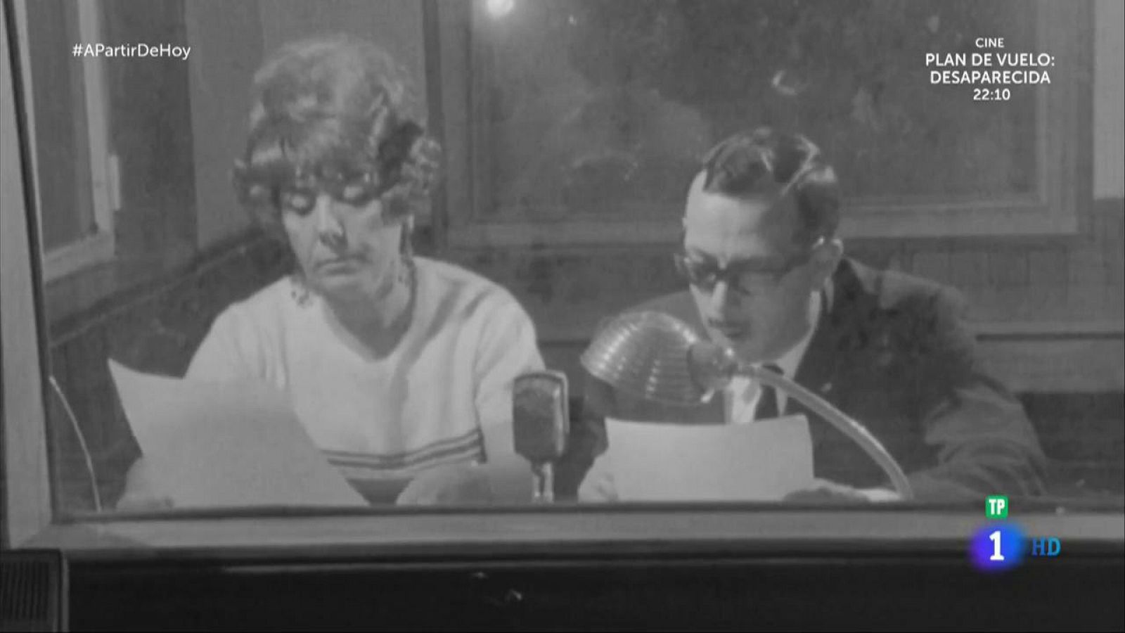 Julia Varela rescata el primer informativo de Radio Nacional