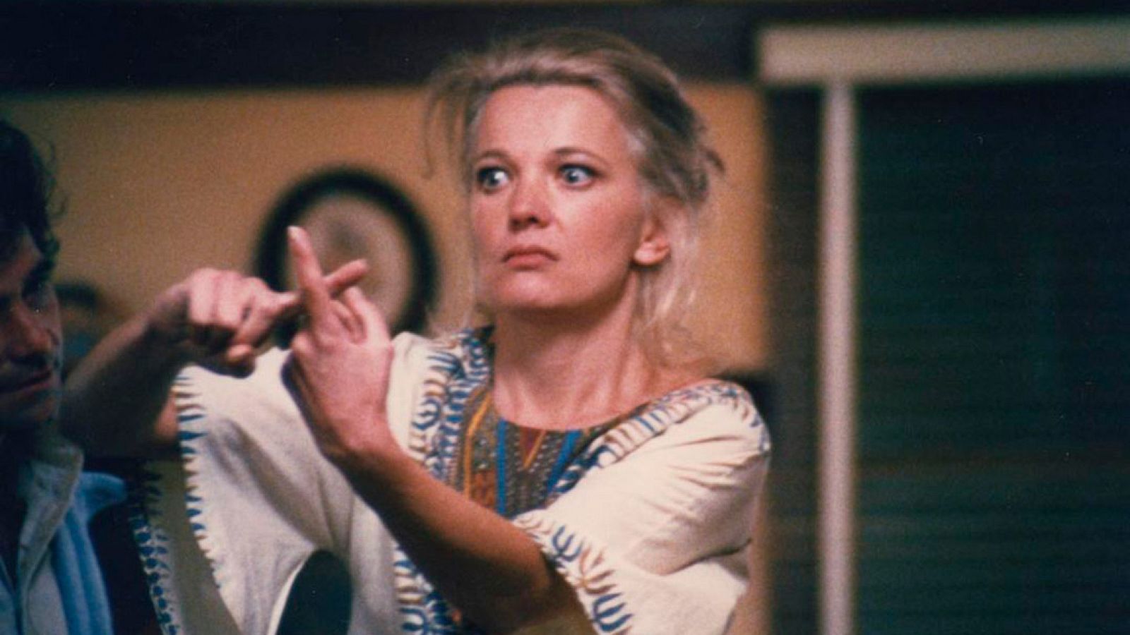 La secuencia de Antonia Zegers: 'Una mujer bajo influencia'